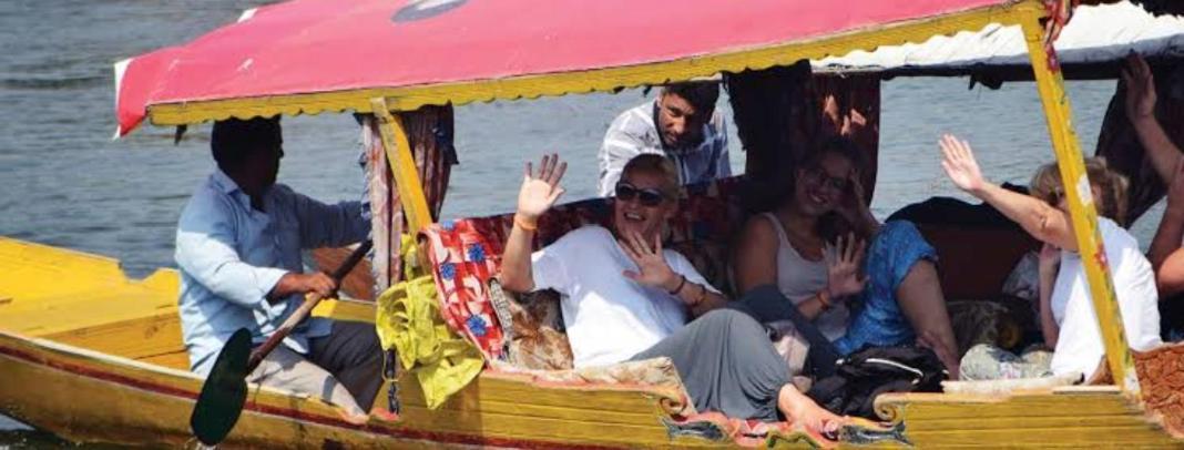 Lala Rukh Group Of Houseboats Hotel Srinagar  Bagian luar foto