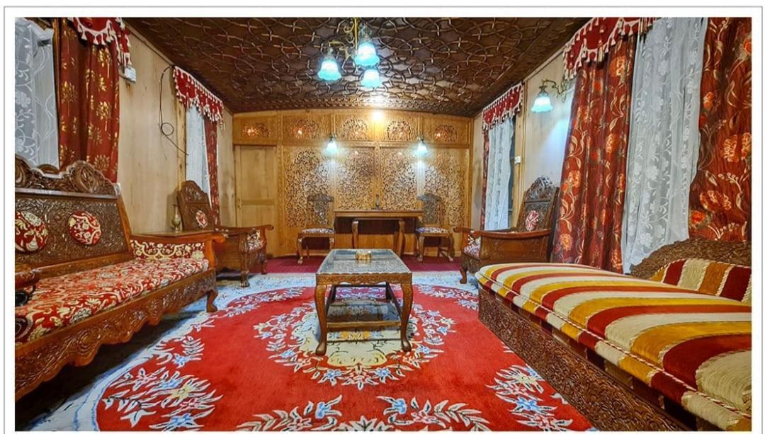 Lala Rukh Group Of Houseboats Hotel Srinagar  Bagian luar foto